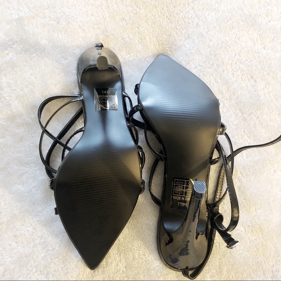 NWOT Strappy Heeled Sandals - Picture 6 of 7